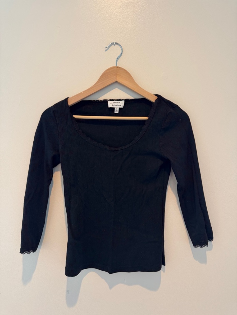 & Other Stories Black Ribbed Scoop-Neck Long Sleeve Top with Lace Trim